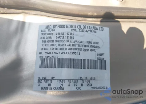 2000 Mercury Grand Marquis Ls z USA, uszkodzony, nr VIN 2MEFM75W5YX692949